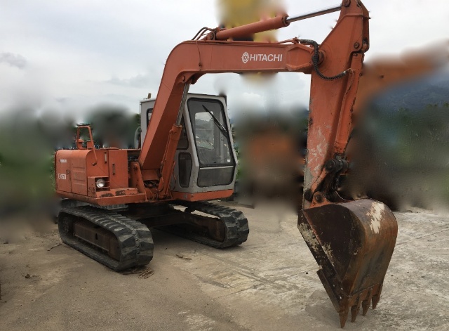 HITACHI EX60G