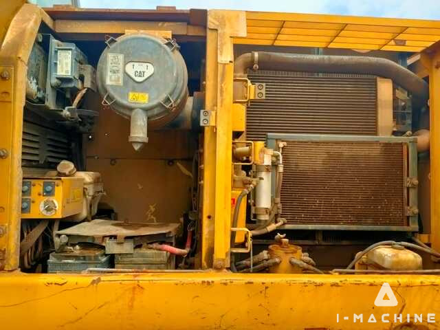 CATERPILLAR 320D