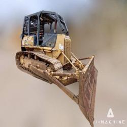 Bulldozers KOMATSU D68ESS-12E0 Bulldozer MALAYSIA, SELANGOR