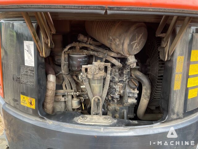 HITACHI ZX30UR