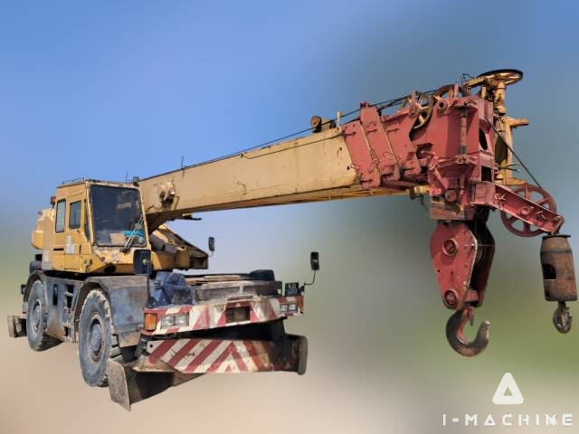 TADANO TR250M4