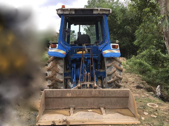 New Holland 7810-III