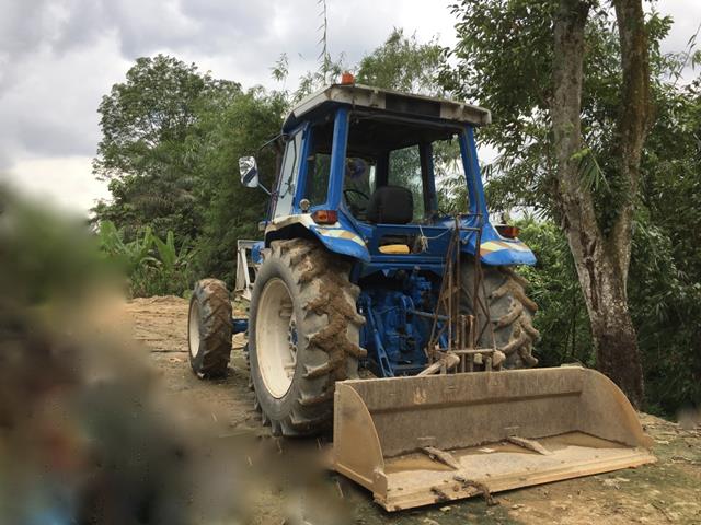 New Holland 7810-III