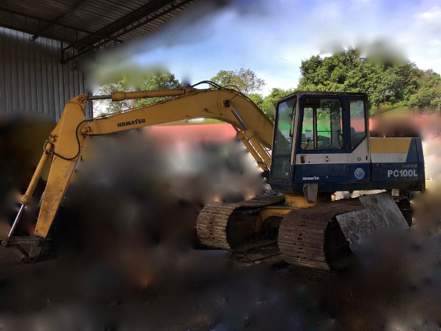 KOMATSU PC100L-5