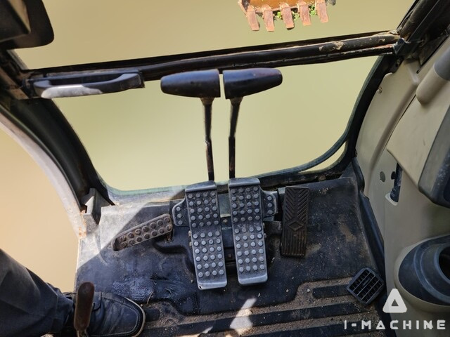HITACHI ZX60