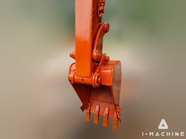 HITACHI ZX60