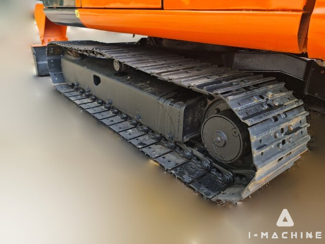 HITACHI ZX60