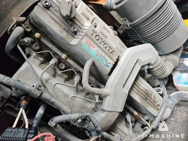 TOYOTA 02-7FD35