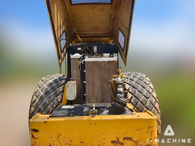 CATERPILLAR CS533E