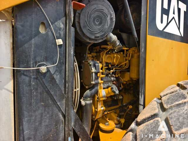 CATERPILLAR CS533E