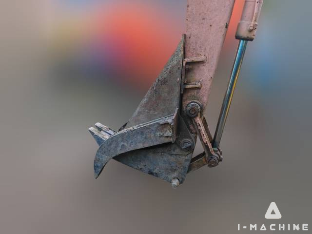 HITACHI UH045-5