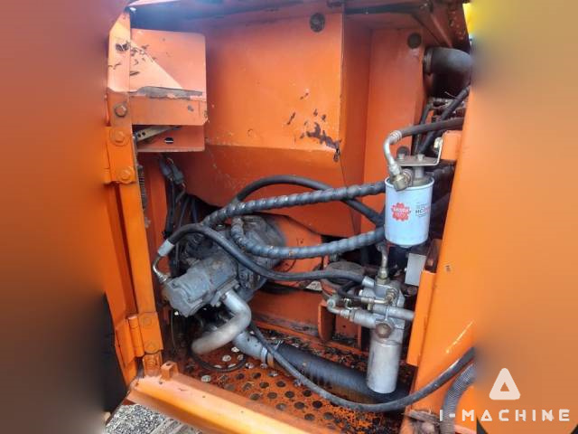 HITACHI ZX60