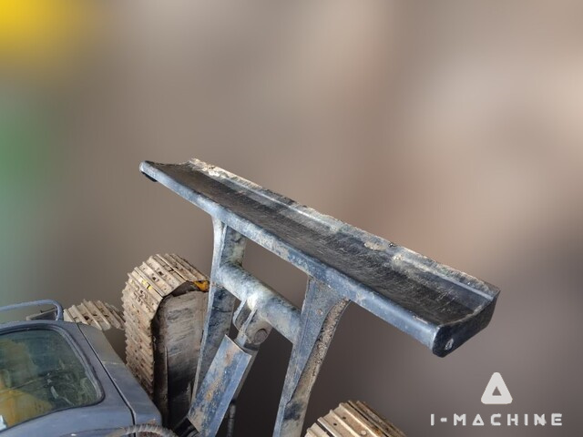 HITACHI ZX60