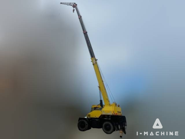 TADANO TR200M-3