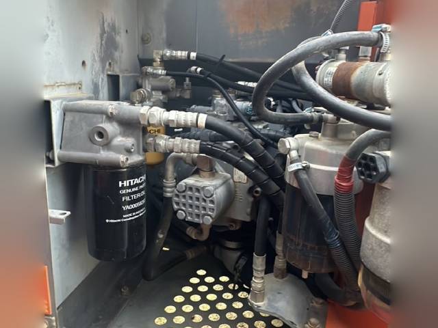 HITACHI ZX120-3