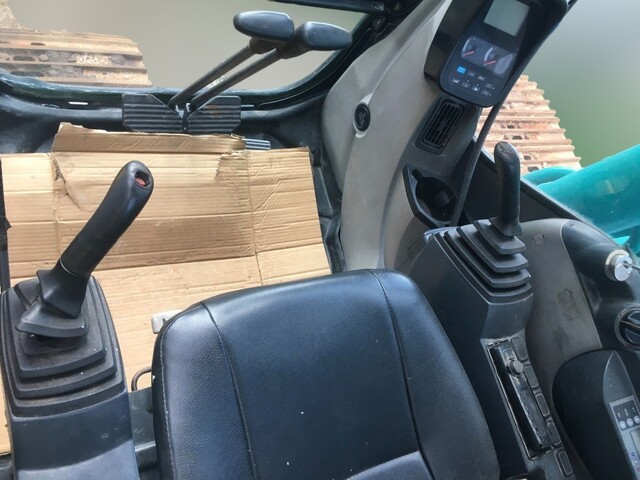 KOBELCO SK200-8