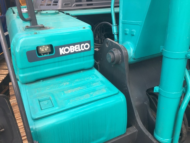 KOBELCO SK200-8
