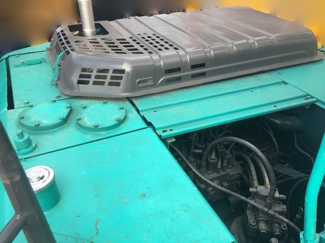 KOBELCO SK200-8