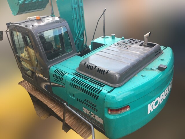 KOBELCO SK200-8