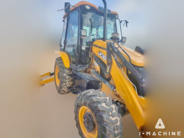 JCB 3DX