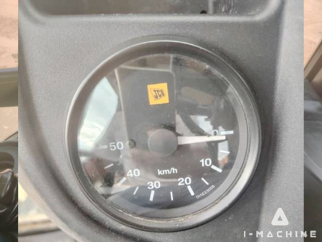 JCB 3DX