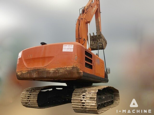 HITACHI ZX200-5G