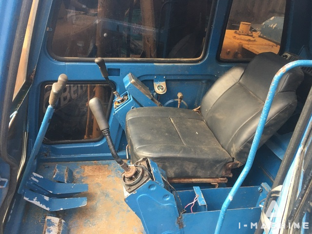 KOBELCO SK200-3