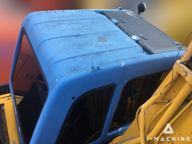 KOBELCO SK200-3