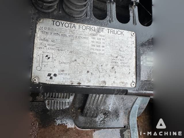 TOYOTA 02-8FD15