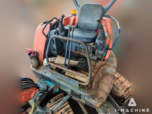 HITACHI ZX30U