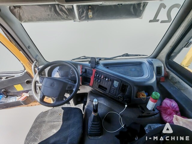 SINOTRUCK ZZ3259N384PB3