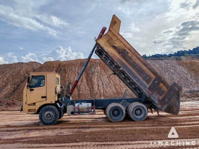 SINOTRUCK ZZ3259N384PB3