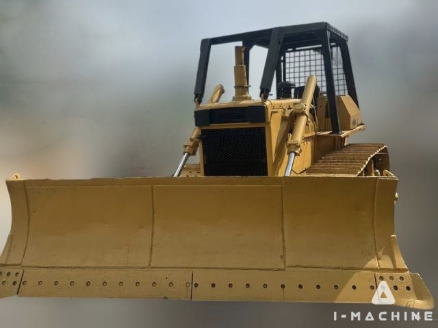 KOMATSU D60EM