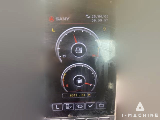 SANY SY215C