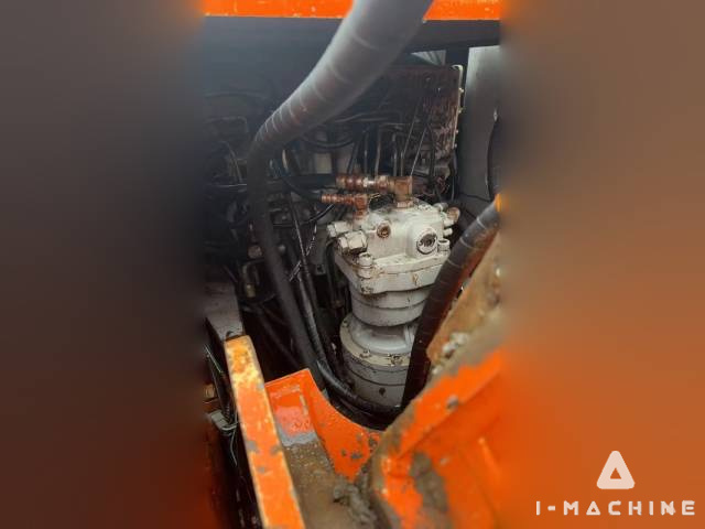 HITACHI ZX330LC-3
