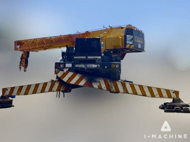 TADANO TR400M-1