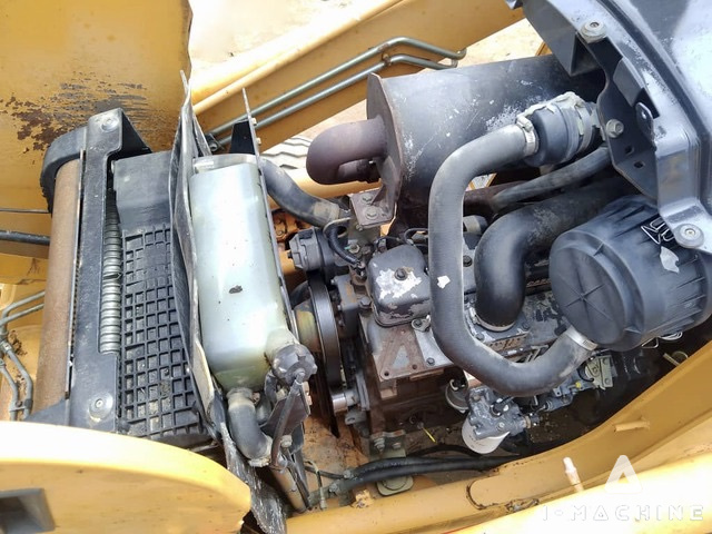 CASE 580 M2