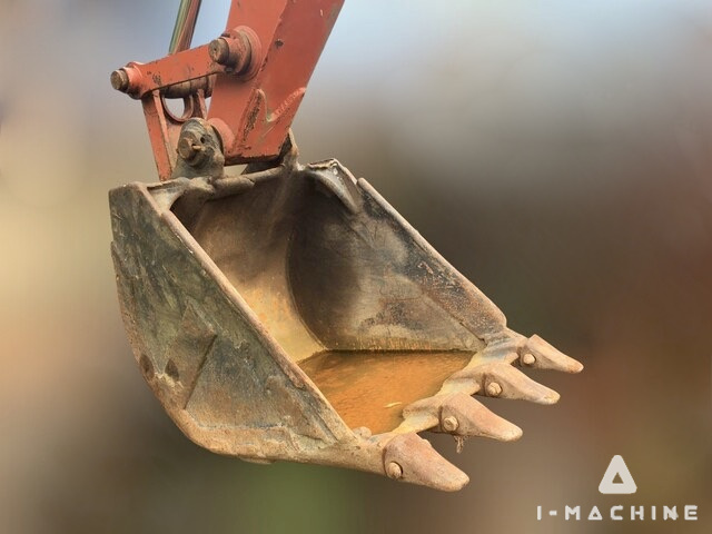 HITACHI EX120-5