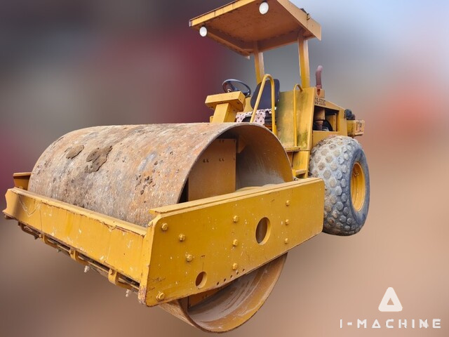 CATERPILLAR CS533C