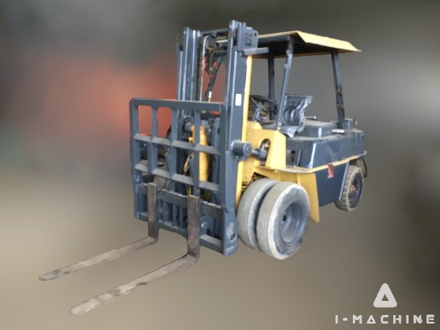 KOMATSU FD40-3