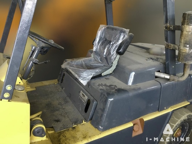 KOMATSU FD40-3