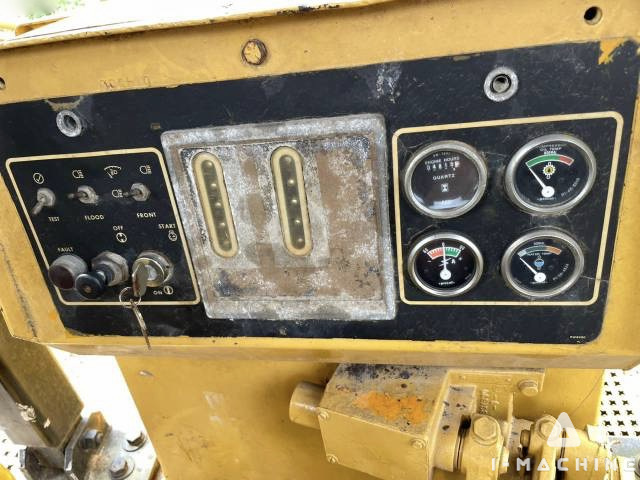 CATERPILLAR D8N