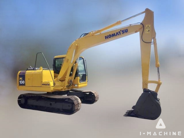 KOMATSU PC130-8