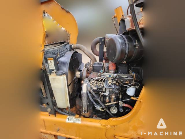 CASE 580 SUPER M1