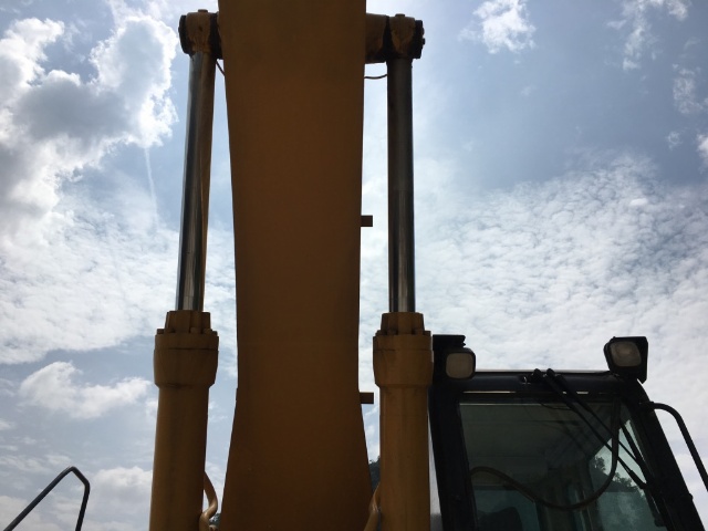 CATERPILLAR 330BL