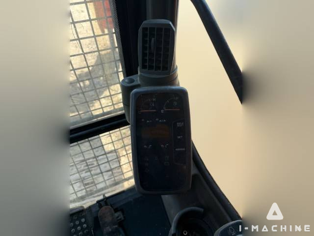 HITACHI ZX330