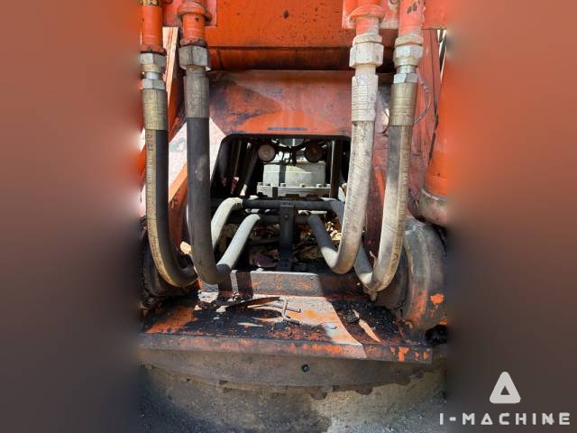 HITACHI ZX330