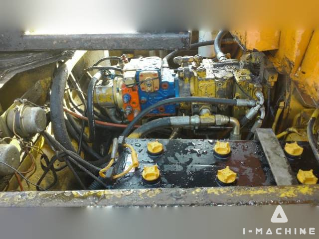 DYNAPAC CC211