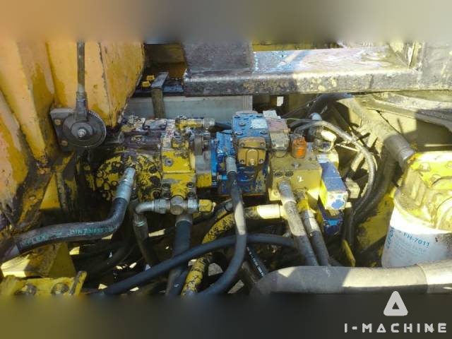 DYNAPAC CC211