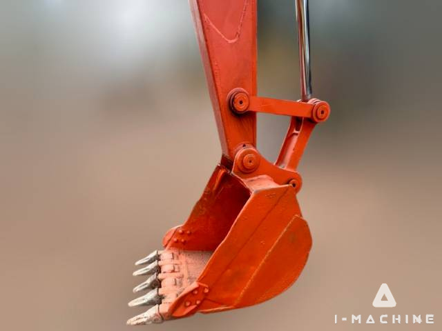 HITACHI ZX130W